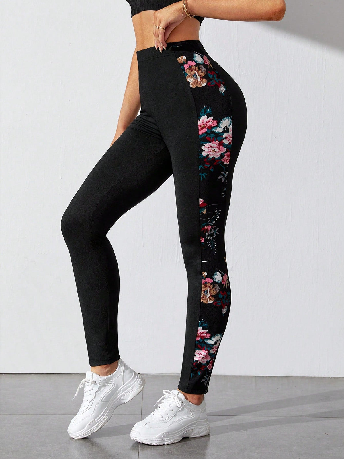 Leggings con stampa floreale con vita elastica