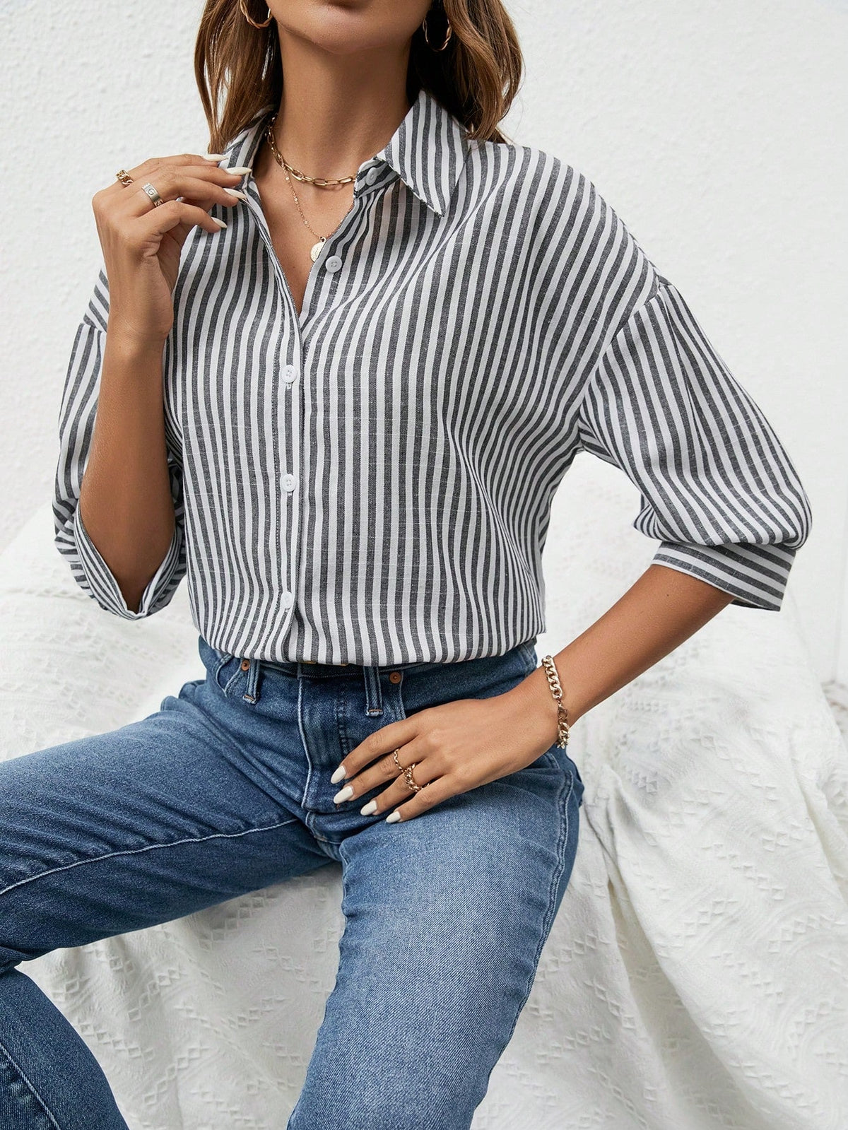 Camicia con spalla cadente camicia a righe a maniche lunghe da donna