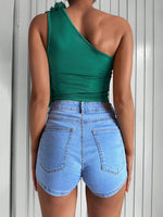 Top monospalla tulle a contrasto stratificato con bordo a volant