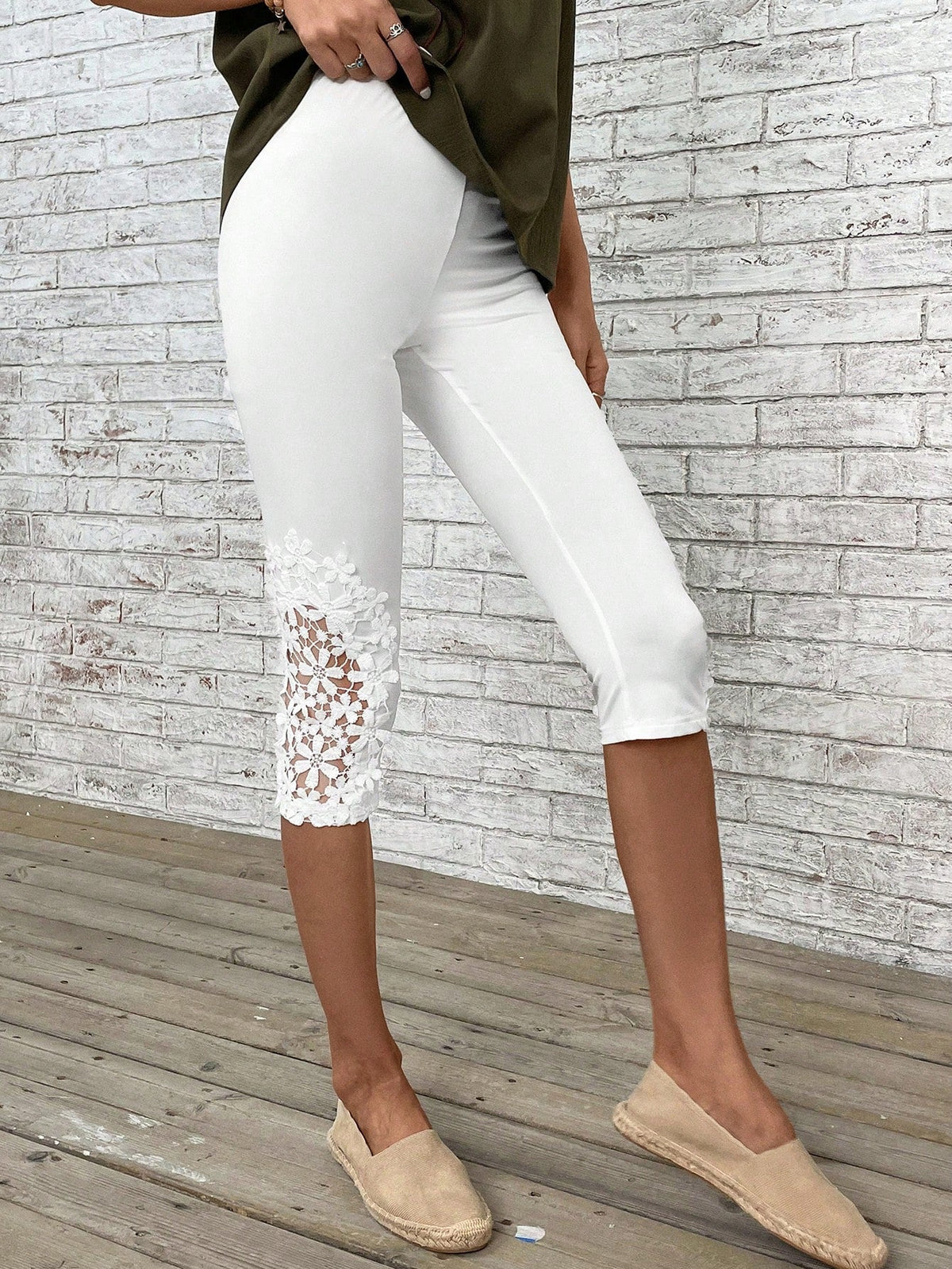 Leggings inserto in pizzo guipure capri