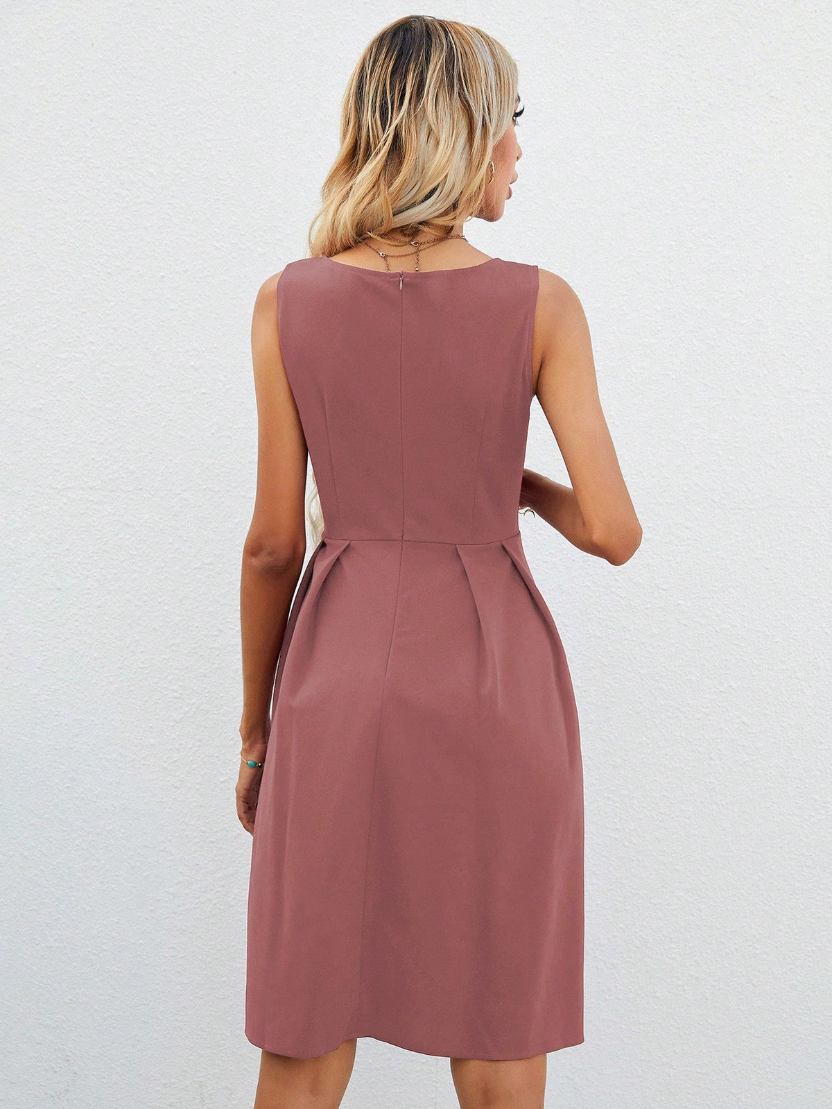 Abito trapezio monocolore