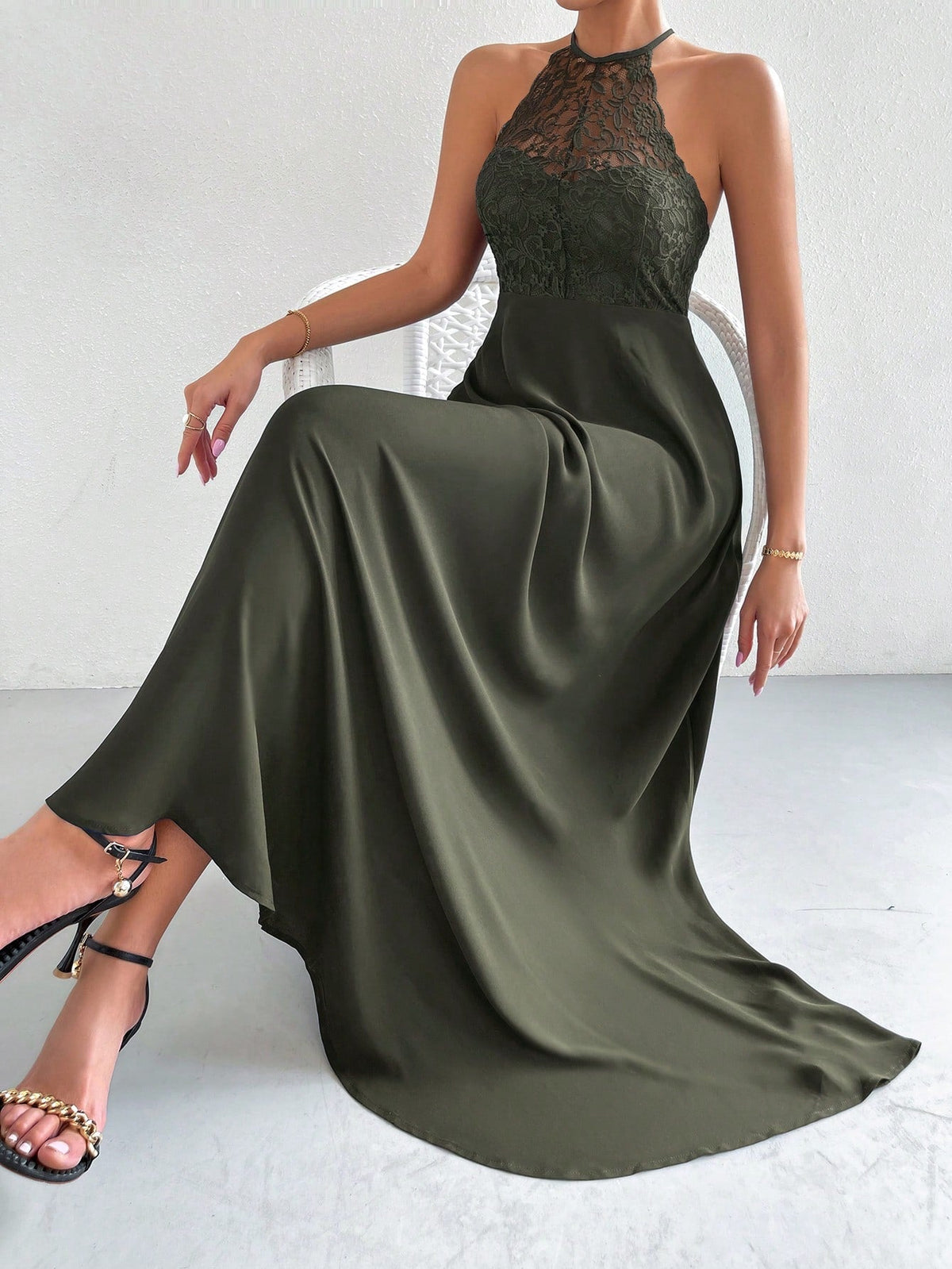 Vestito Da Donna A Spalle Scoperte Con Scollo A V, Abito A Tinta Unita Con Taglio A Vuoto Sul Petto