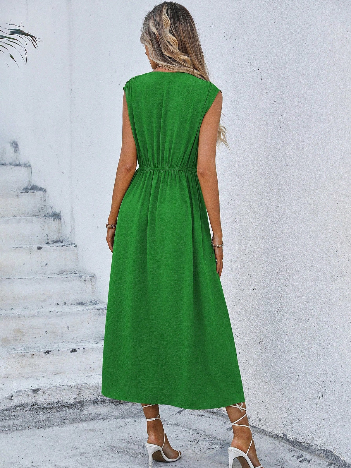 Abito senza maniche in tinta unita alla moda da donna