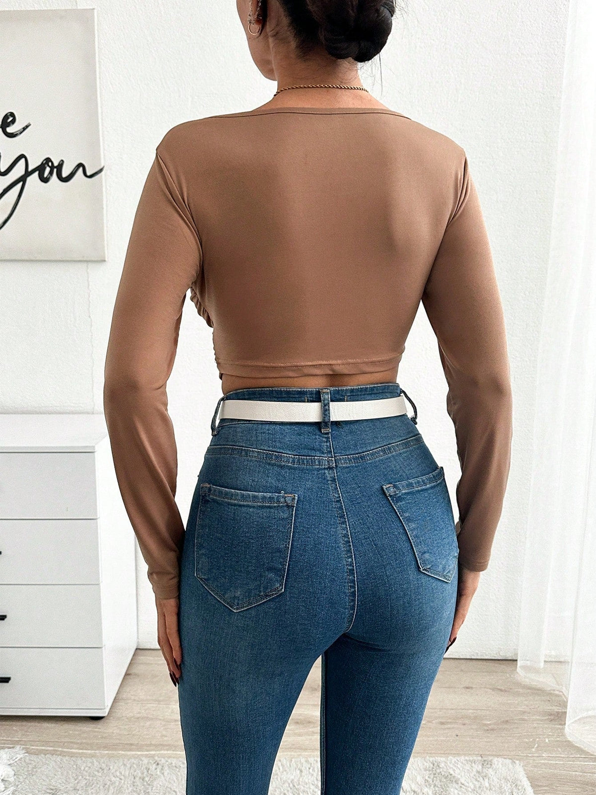 Top A Maniche Lunghe Da Donna Con Scollo A Cuore Increspato Tinta Unita