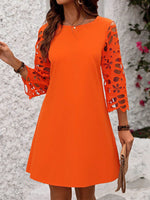 Abito estivo da vacanza con maniche in pizzo e tinta unita da donna