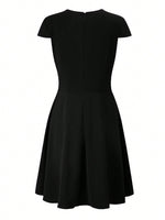 Vestito A Balze Con Scollo A Cuore