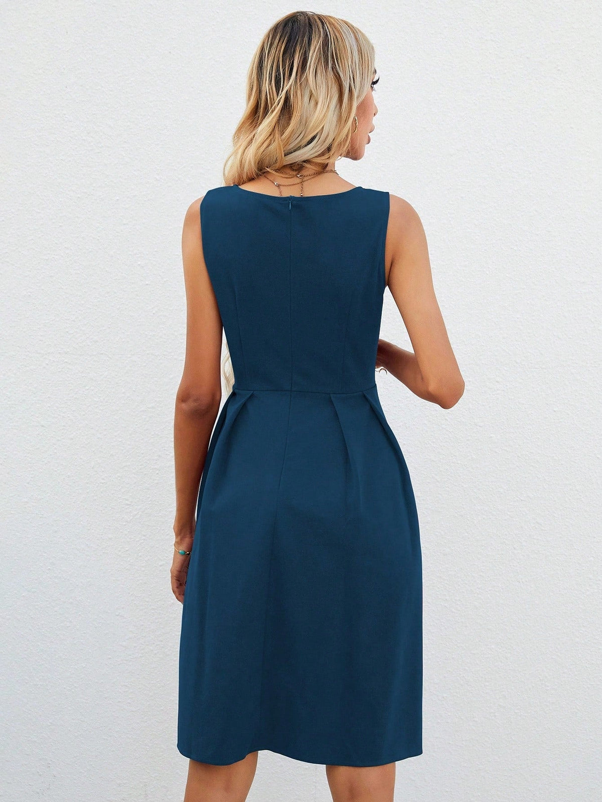 Abito trapezio monocolore