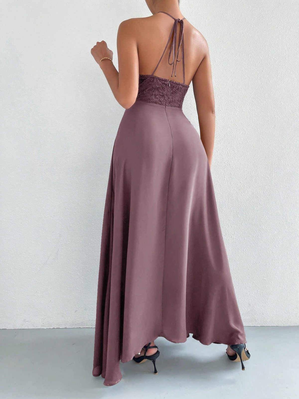 Vestito Da Donna A Spalle Scoperte Con Scollo A V, Abito A Tinta Unita Con Taglio A Vuoto Sul Petto