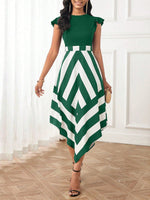 Abito Con Collo A Giro, Orlo Asimmetrico E Blocchi Di Colore