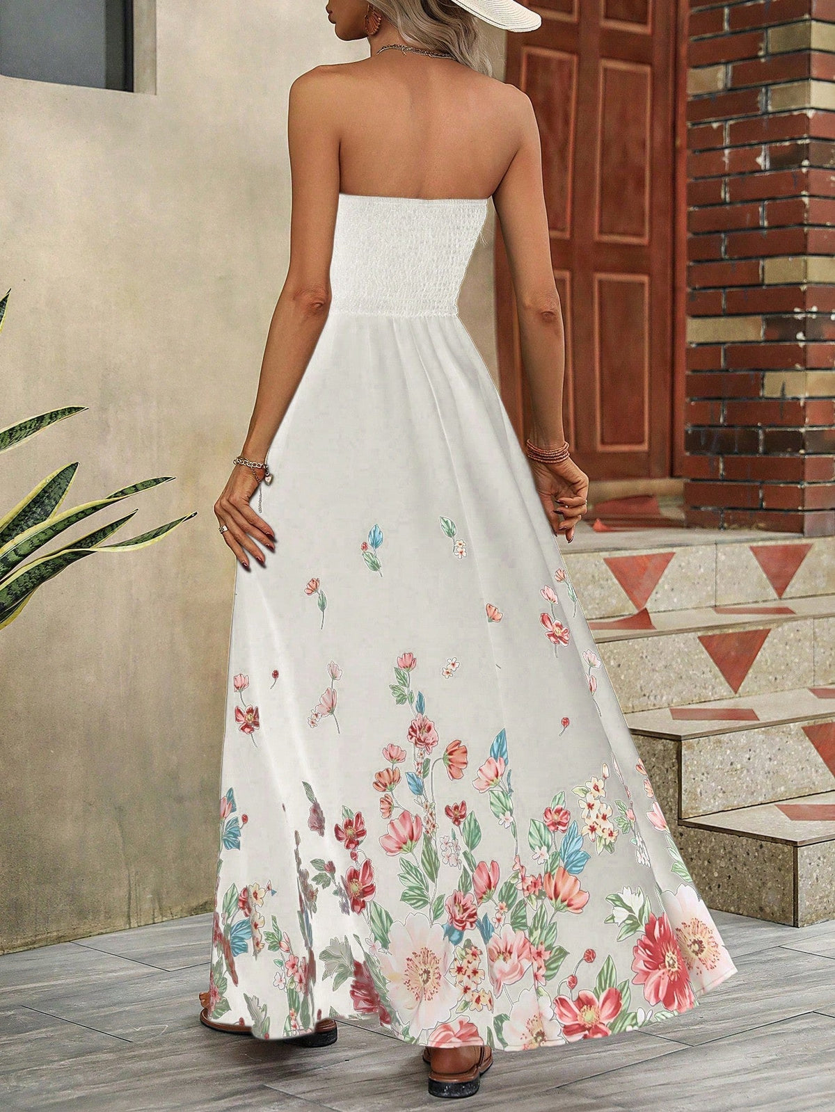 Abito tubo con stampa floreale