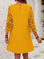 Abito estivo da vacanza con maniche in pizzo e tinta unita da donna