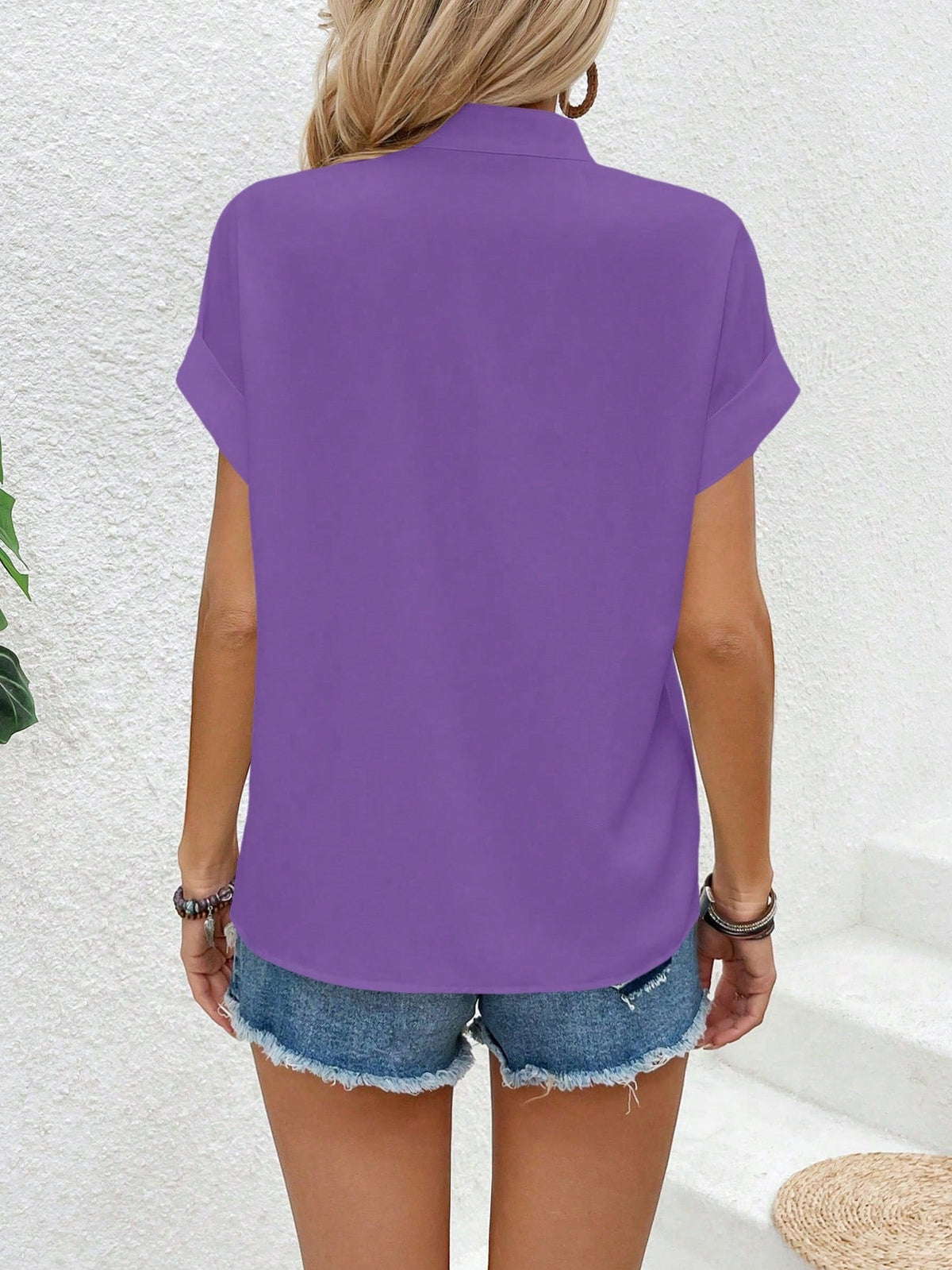 Camicia A Maniche A Pipistrello Con Colletto A Spacchi E Colore Unito