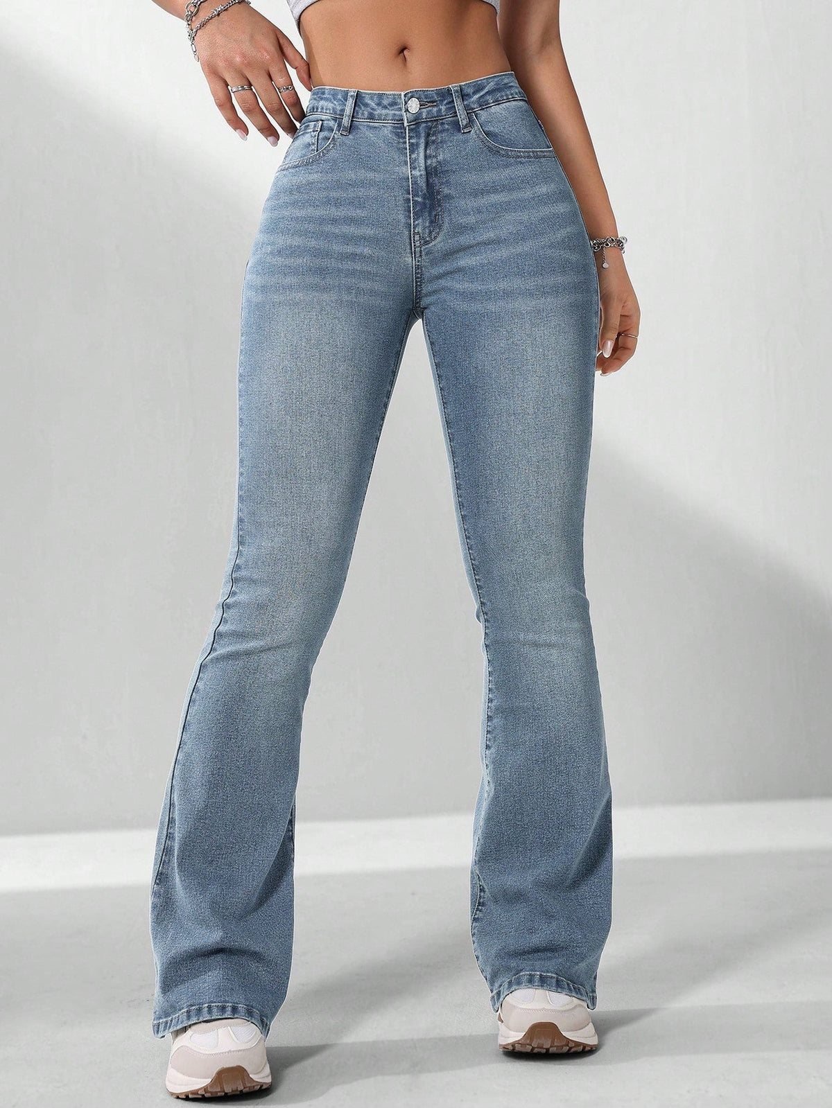 Jeans Di Colore Solido Con Tasche