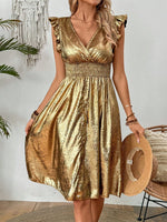 Abito trapezio monocolore con bordo a volant