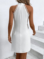 Vestito semplice e quotidiano a righe per le donne con spalle scoperte