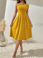 Abito a trapezio monocolore perline