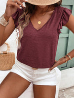 Maglietta a maniche corte estiva con schiena a V e arricciatura sul bordo