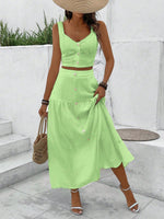 Set-top e gonna donna alla moda di colore tinta unita