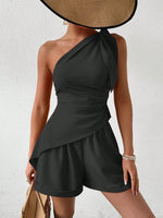 Maglia senza maniche asimmetrica monocolore e shorts abbinati per vacanza e tempo libero