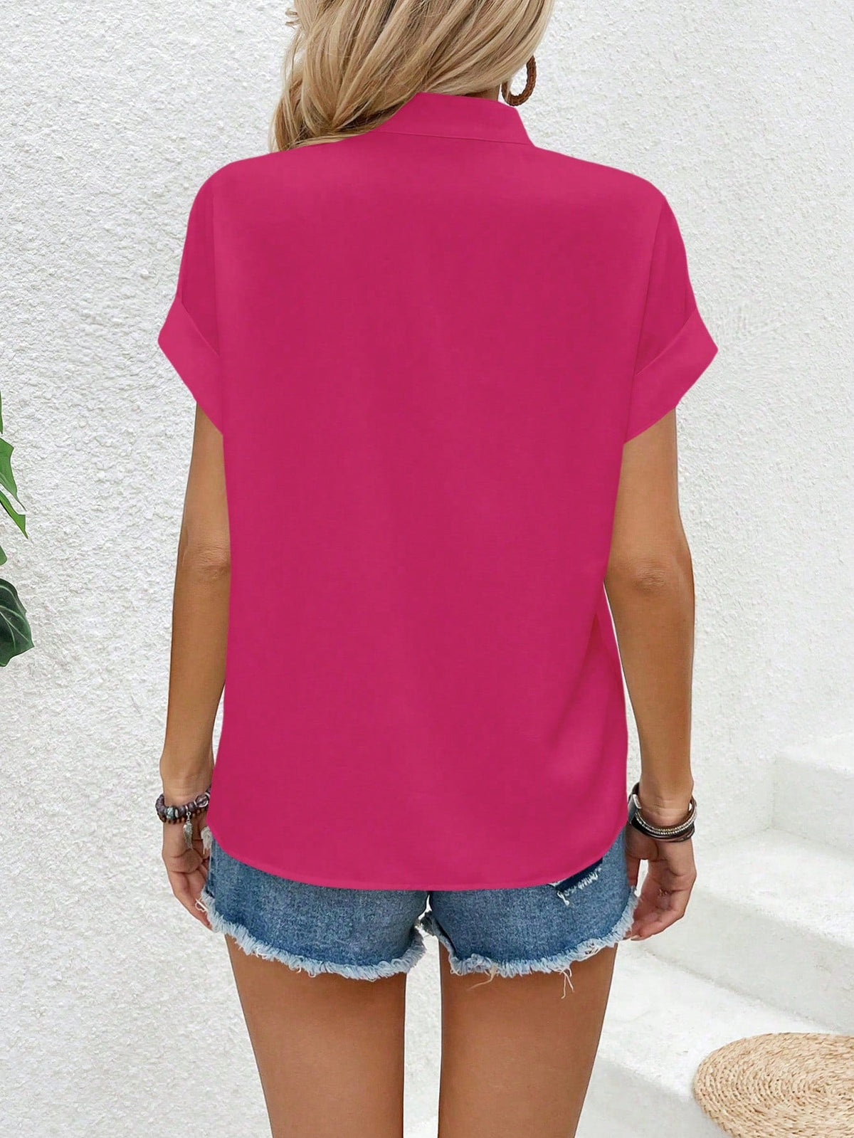 Camicia A Maniche A Pipistrello Con Colletto A Spacchi E Colore Unito