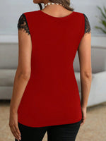 Maglietta Con Scollo A V E Inserti In Pizzo Per Donne