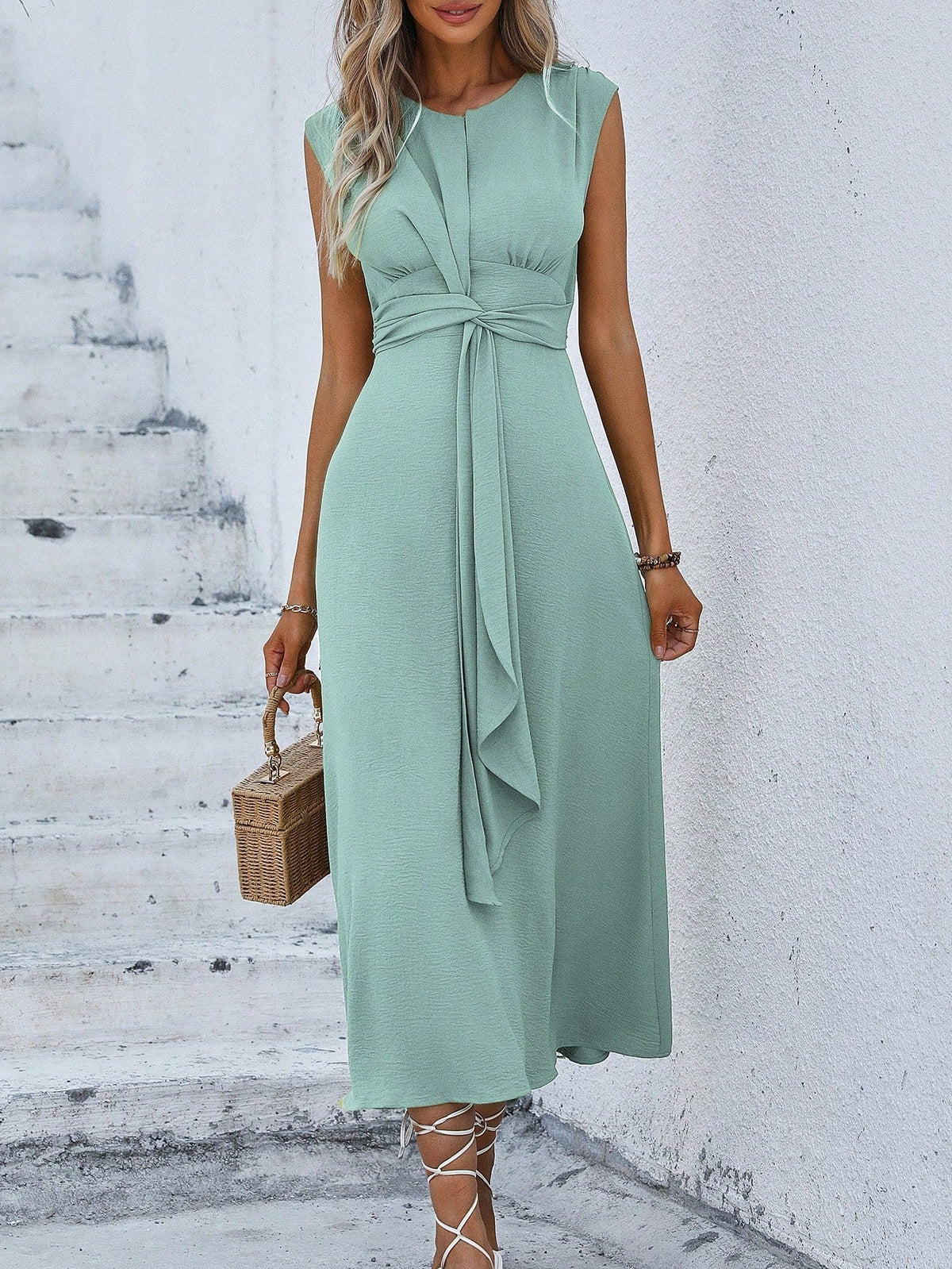 Abito senza maniche in tinta unita alla moda da donna