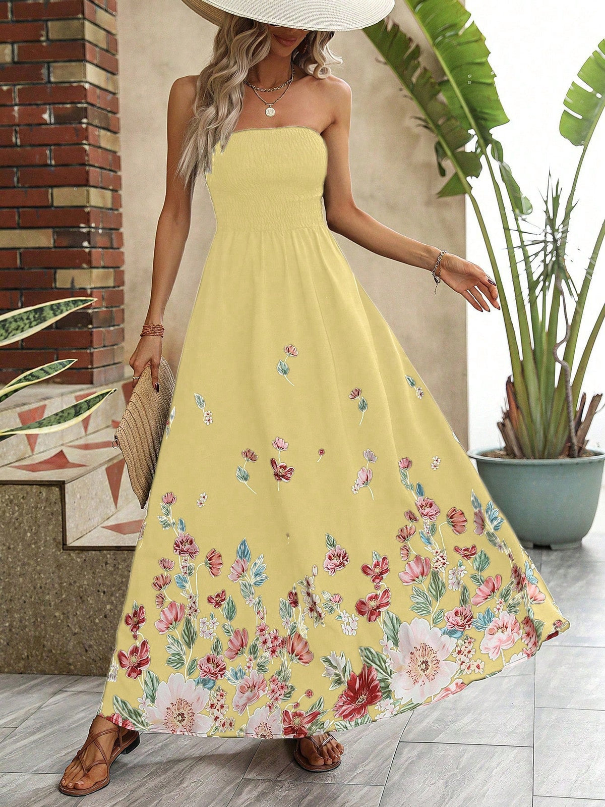 Abito tubo con stampa floreale