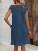 Abito casual estivo in cotone con patchwork in pizzo, colore solido bianco, vestito aderente per donne