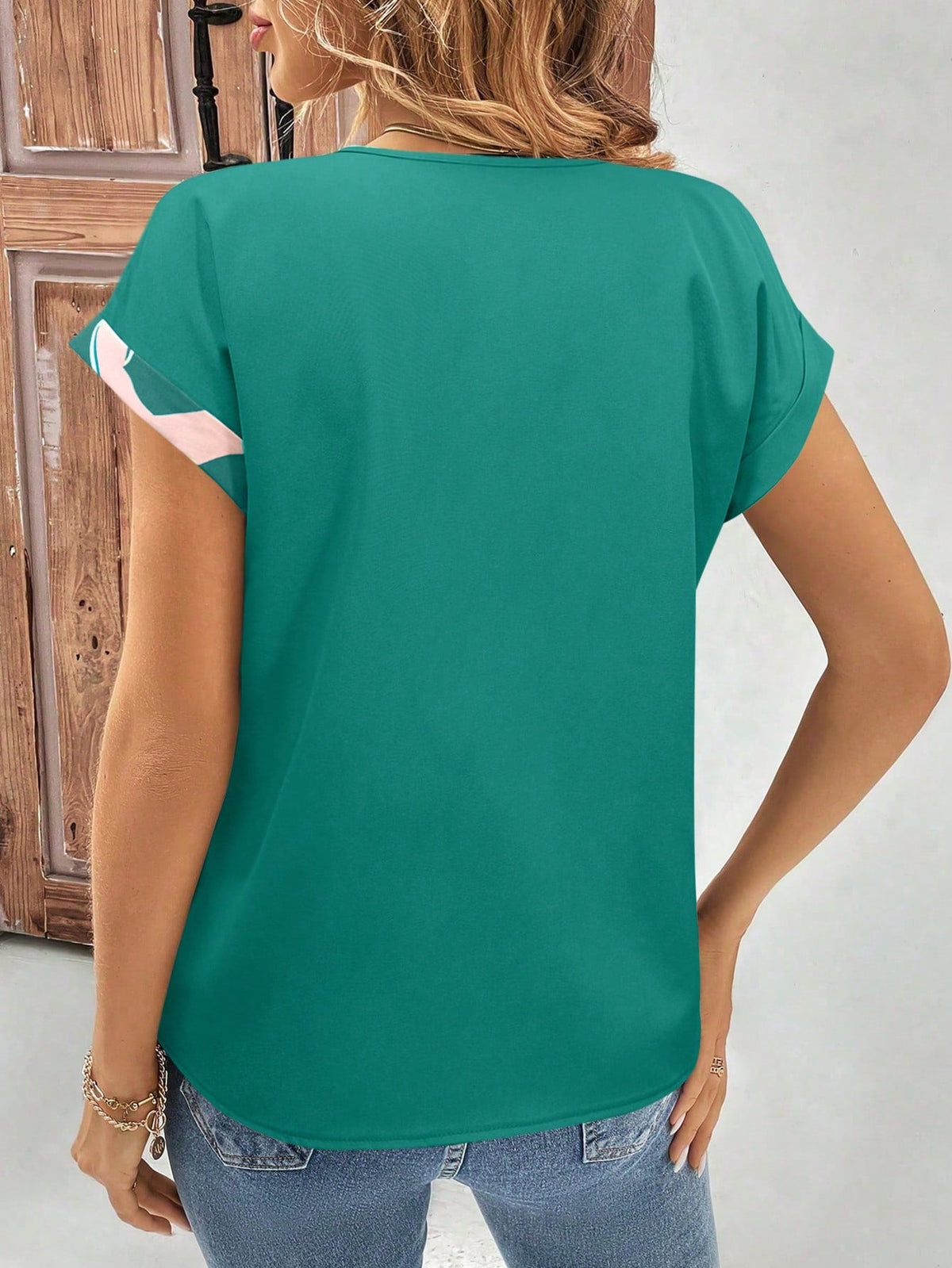 Camicia Casual Da Donna A Maniche Corte Con Collo A V, Design A Bottoni E Stampa Di Giunzione