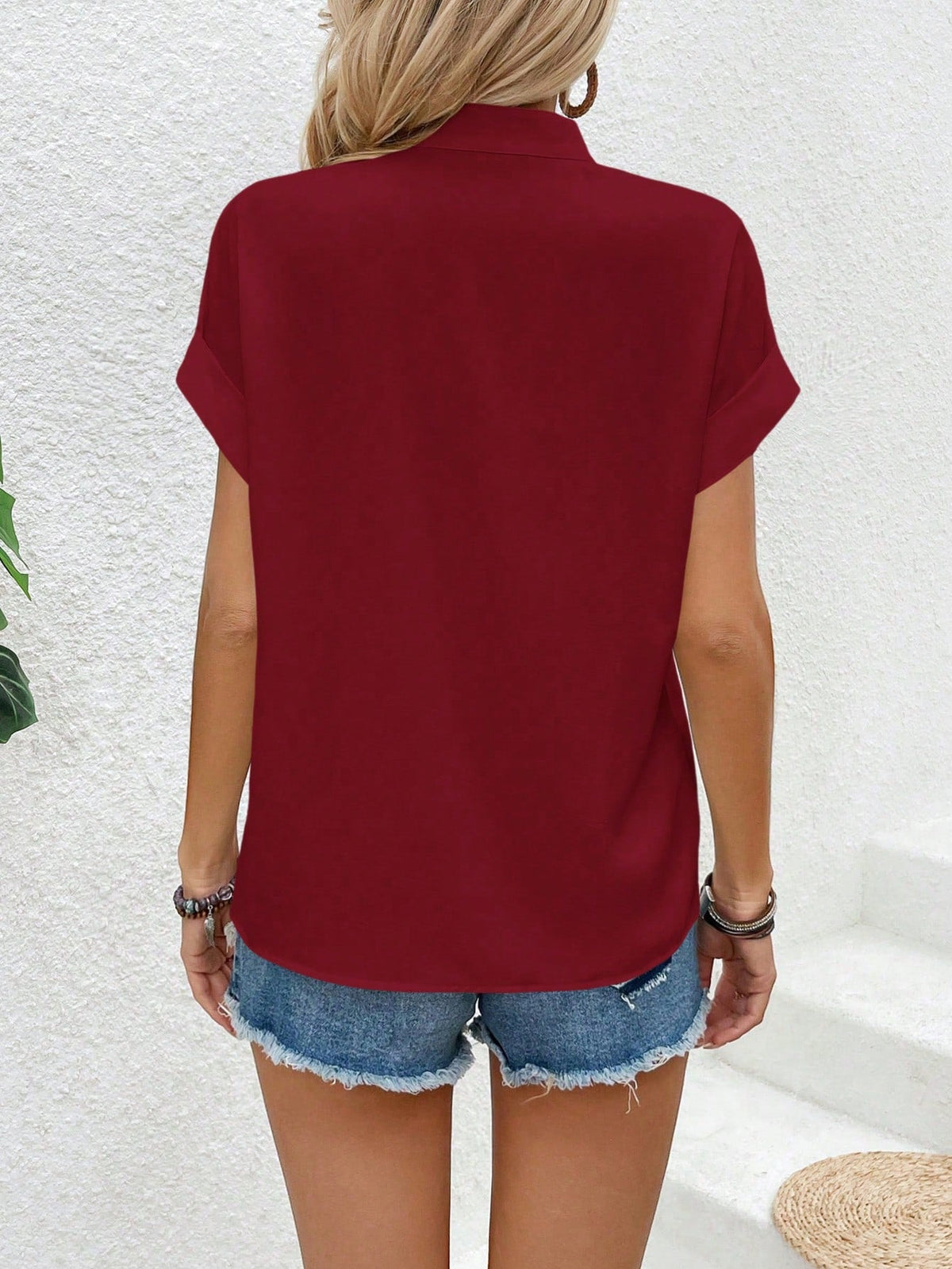 Camicia A Maniche A Pipistrello Con Colletto A Spacchi E Colore Unito