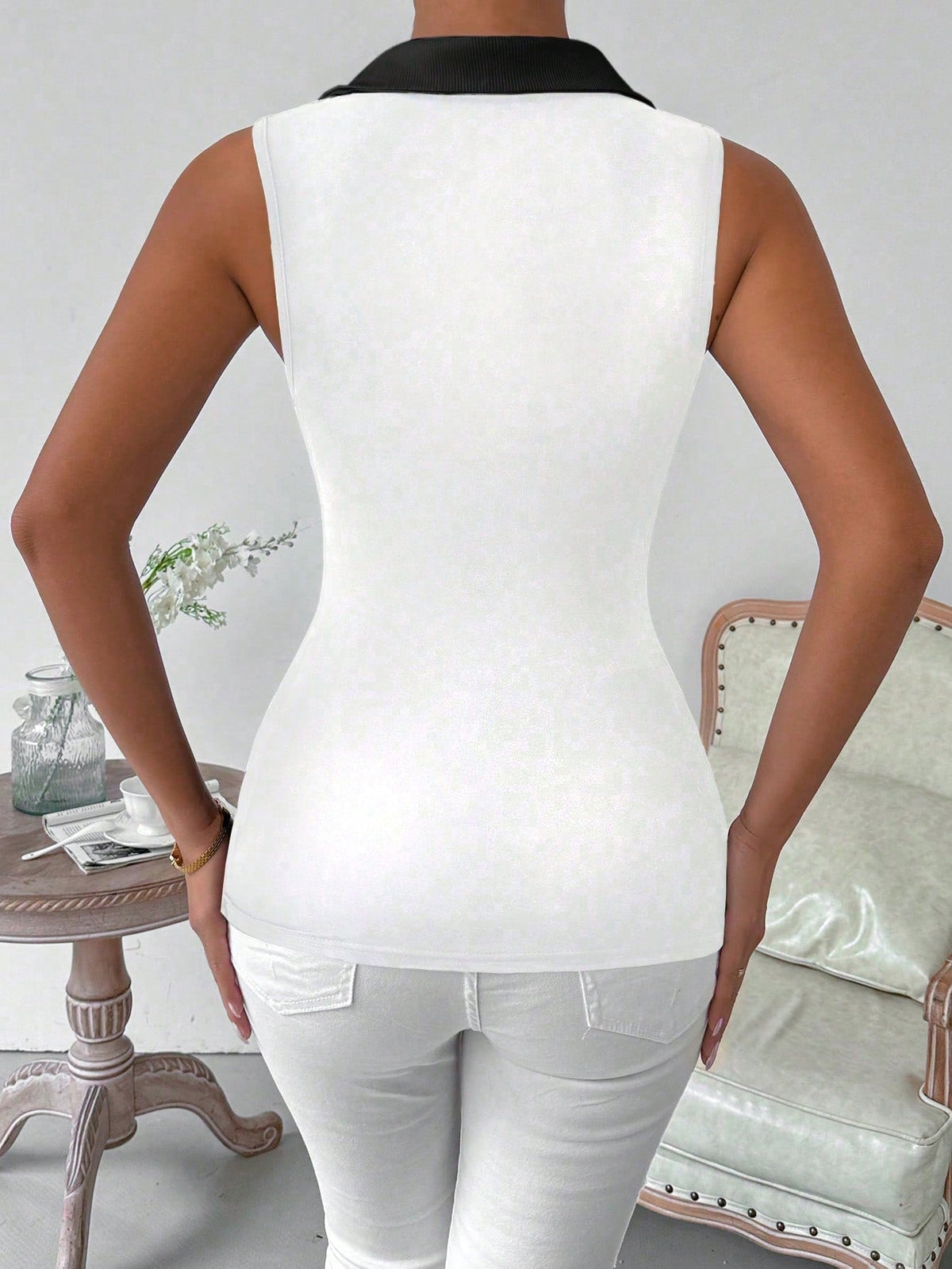 Canottiera senza maniche con blocchi di colore per donne