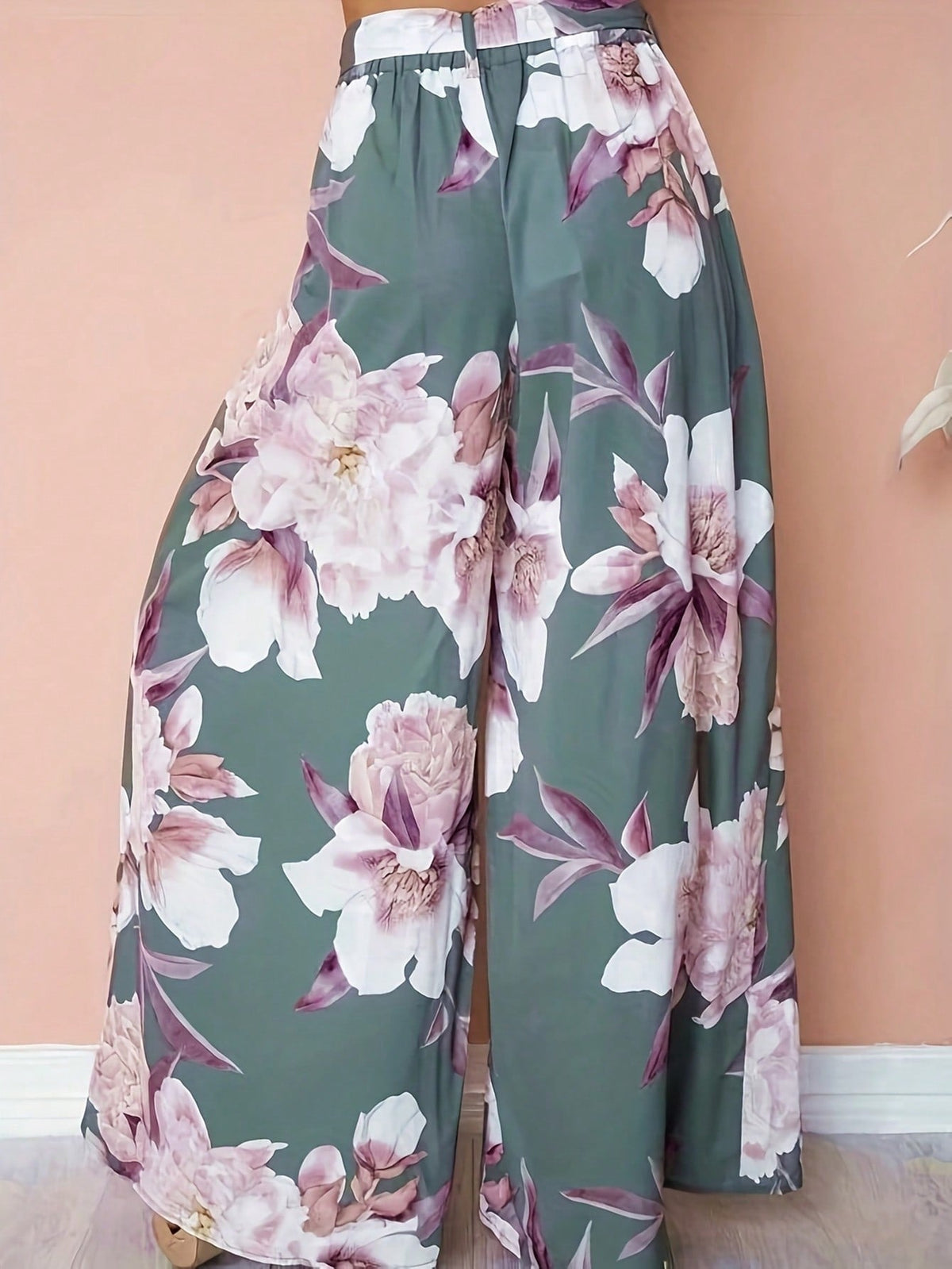 Pantaloni stampati a vita alta con cintura stringata e gambe larghe