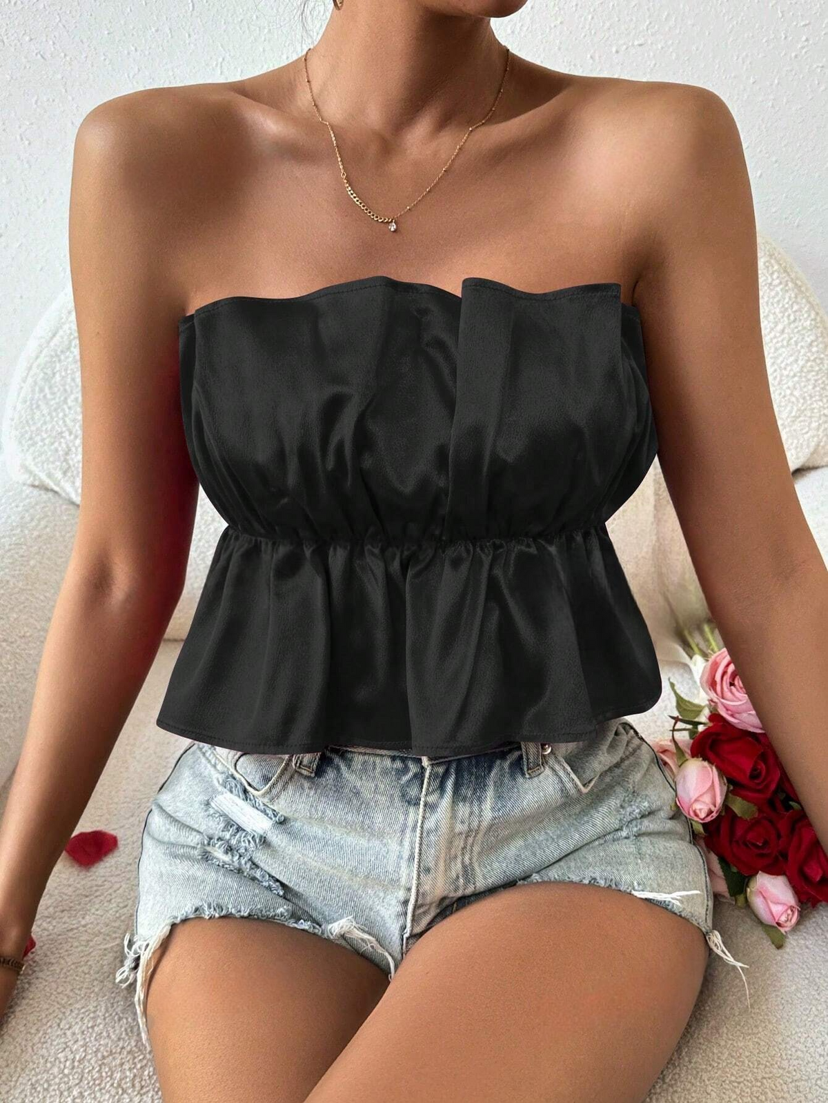 Top sbarazzino senza spalline semplice e di tutti i giorni dal colore unito per donna