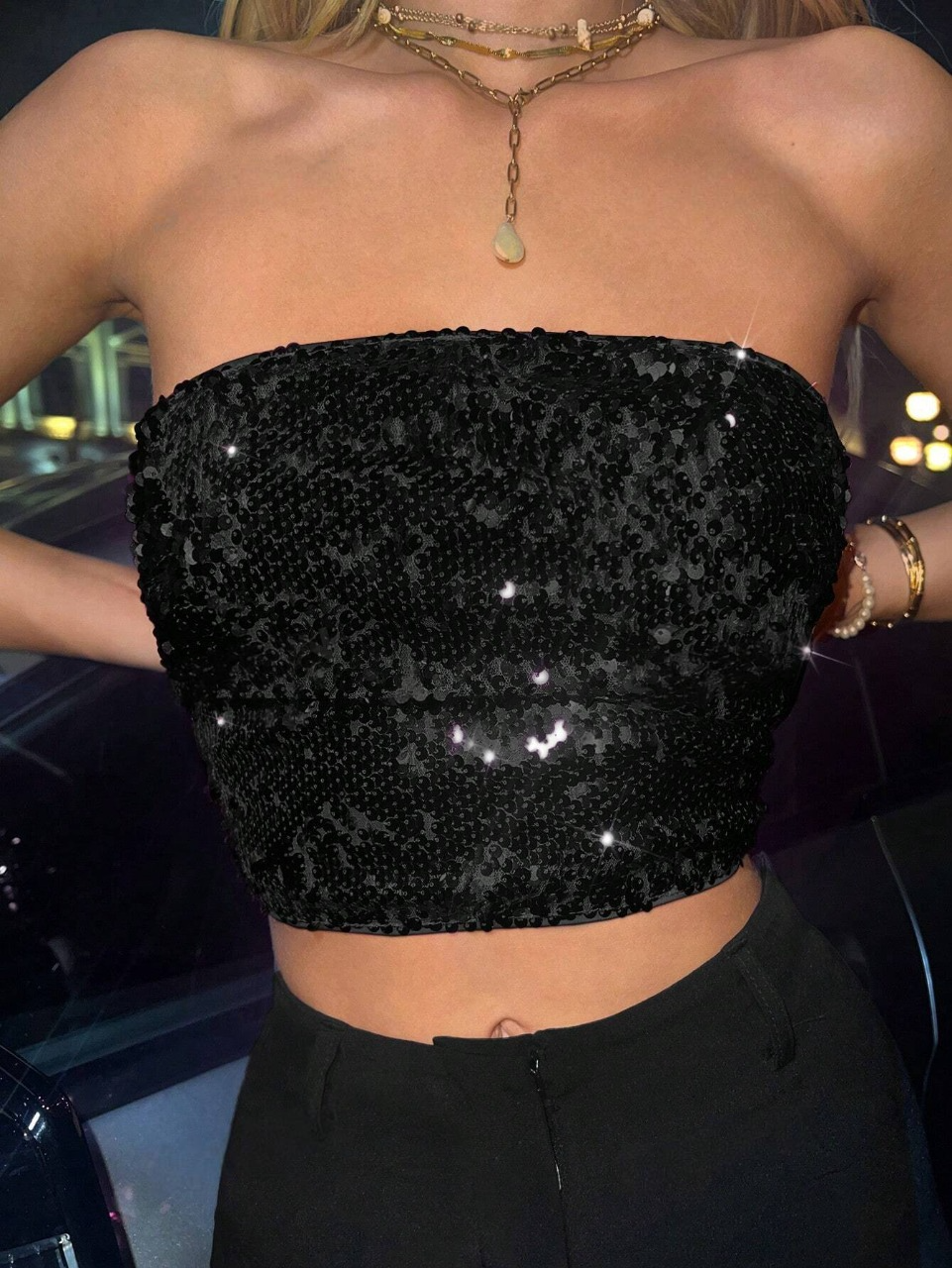 Top fasce corto con paillettes