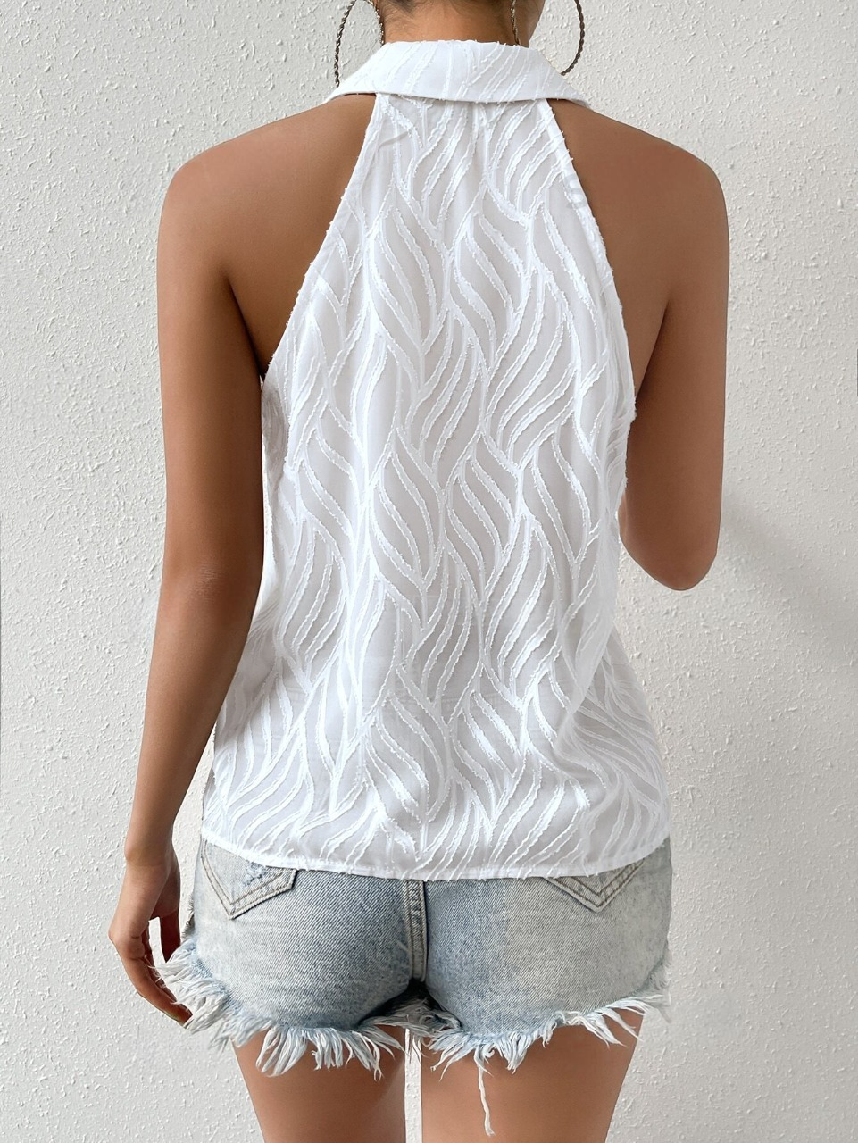 Camicia monocolore con bottone frontale