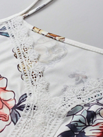 Top in a cammeo in pizzo a spacco con stampa floreale per tempo libero e vacanze