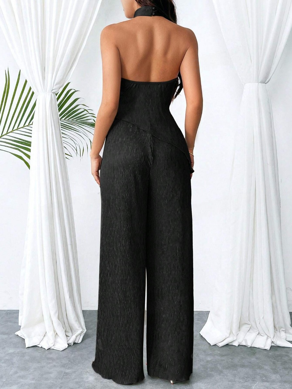 Set di pantaloni a gamba larga e camicetta halter kaki con orlo irregolare plissettato e schiena scoperta