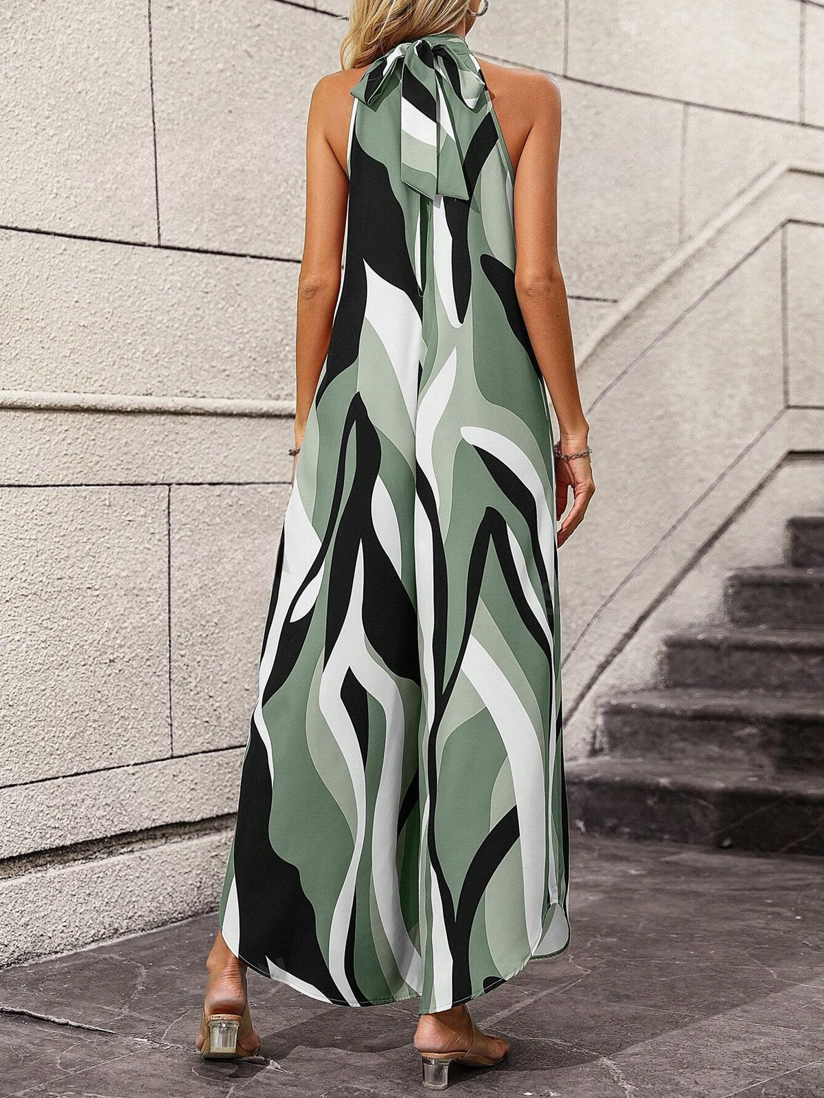 Jumpsuit gamba larga color block con collo halter