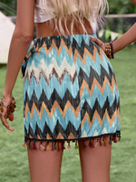 Gonna di stile bohemien con decorazione a nappina