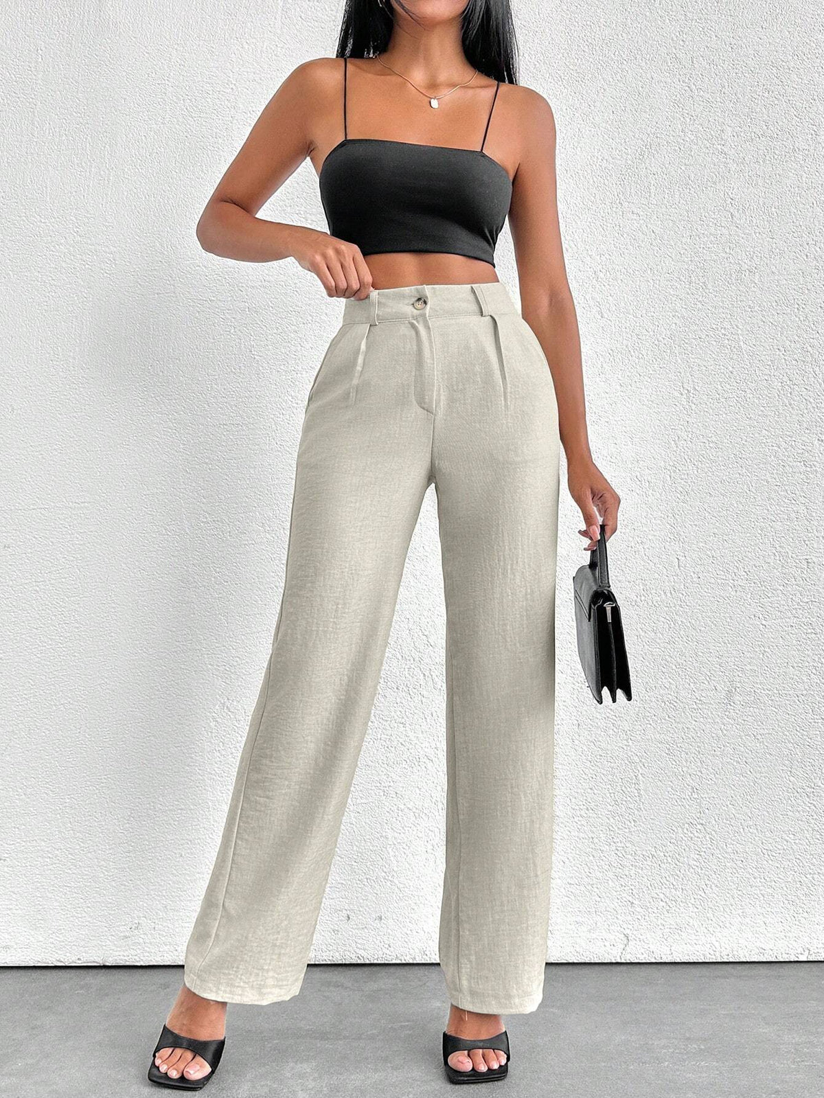 Pantaloni dritta a gamba dritta con tasche inclinate da donna di taglia piccola