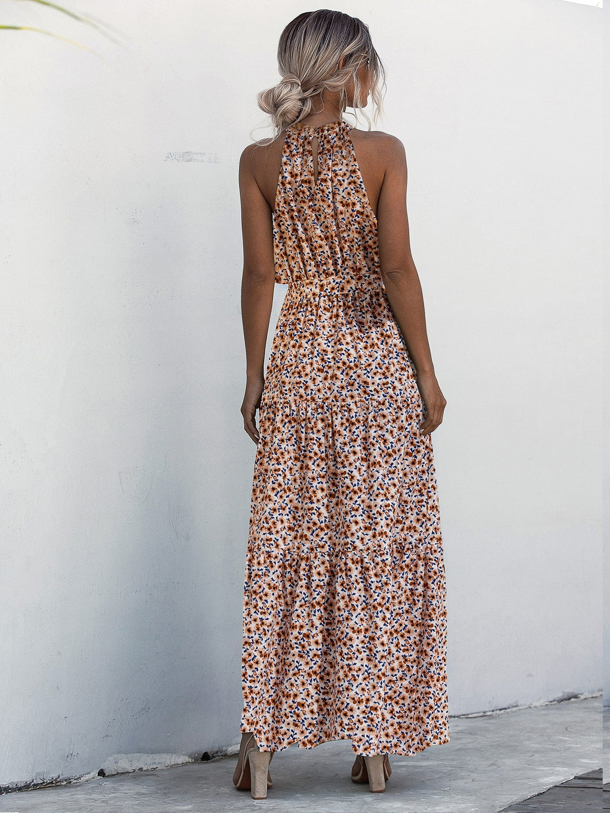 Abito con capestro e cintura e stampata dappertutto