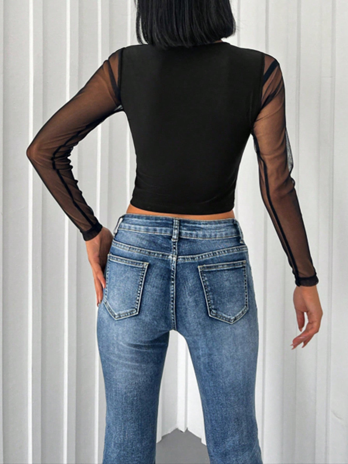 Top corto tulle a contrasto