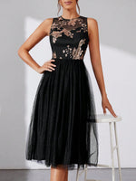 Abito Da Donna Con Giuntura In Rete Con Ricami Floreali E Perline