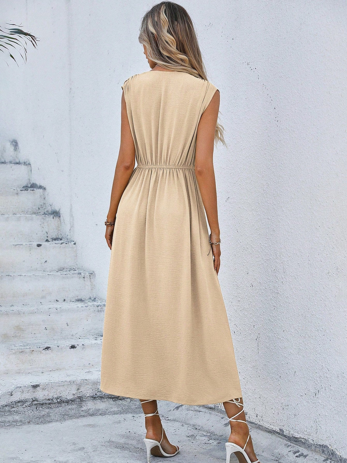 Abito senza maniche in tinta unita alla moda da donna