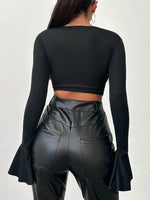 Top A Manica Lunga Con Collo Irregolare E Incisioni A Cuore Per Donne