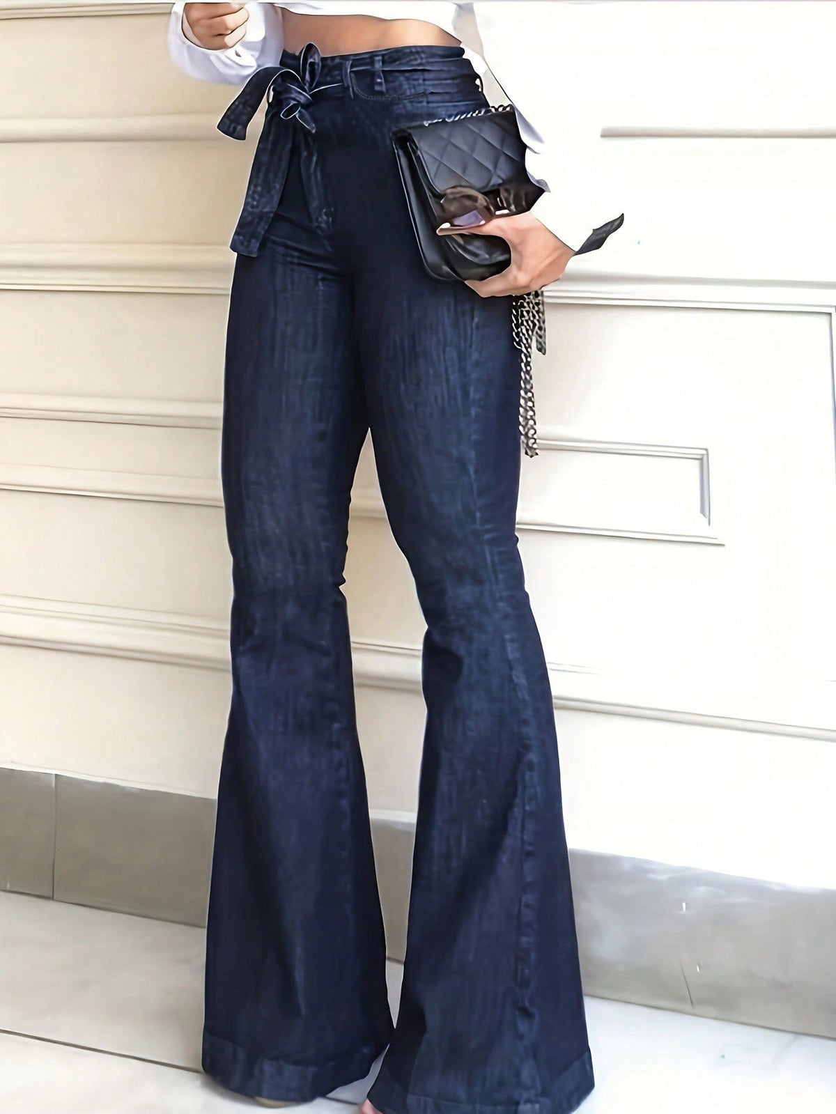 Jeans A Zampa Con Cintura In Vita Alta Elastica, Colore Tinta Unita