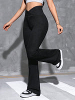 Jeans Da Donna Con Gamba Svasata A Vita Sovrapposta Estiva