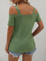 Maglietta casual estiva con spalle scoperte, maniche corte e colore solido per donne