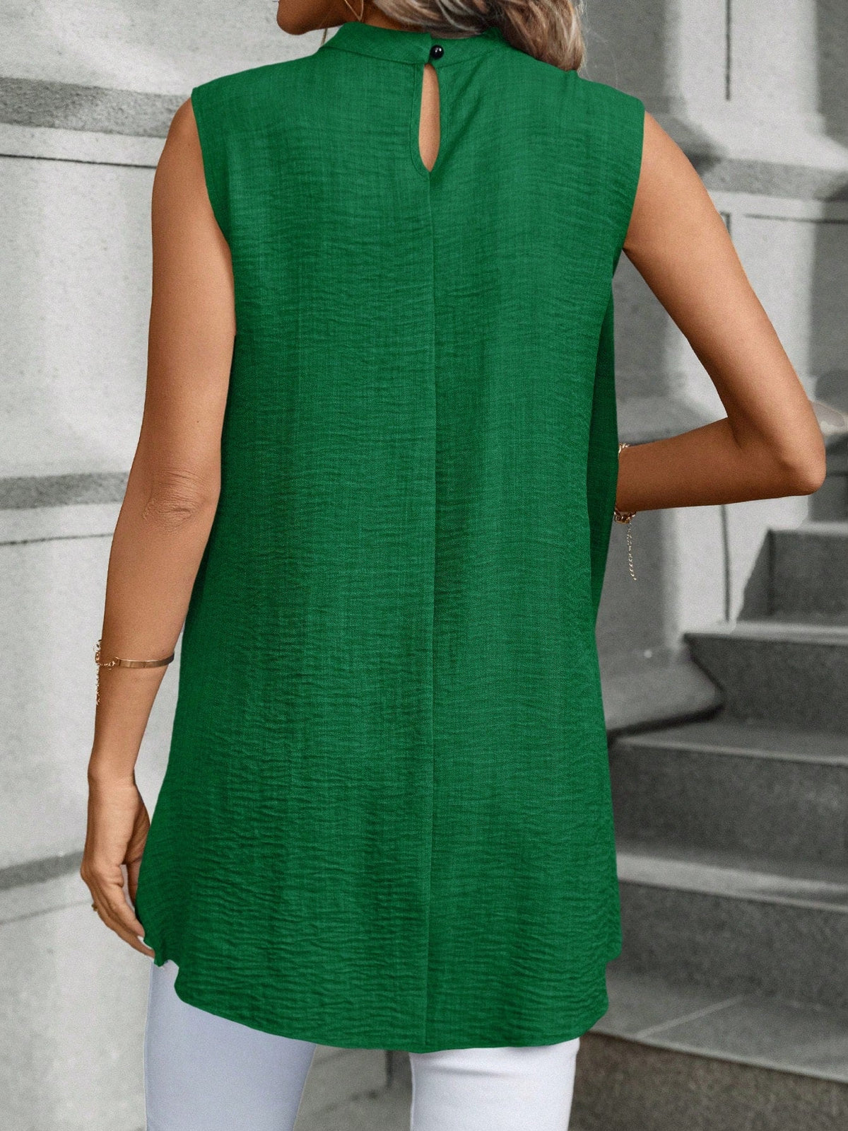 Blusa Da Donna Senza Maniche Con Colletto Alto E Orlo Asimmetrico