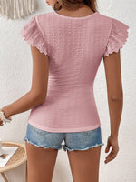 Maglietta pizzo a contrasto manica a farfalla con orlo smerlato